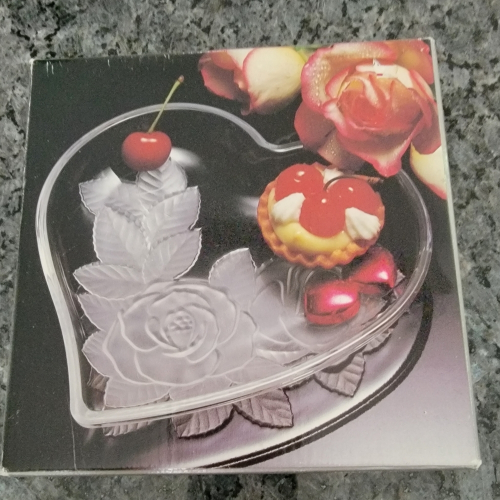 Studio Nova Heart Tray- Japan